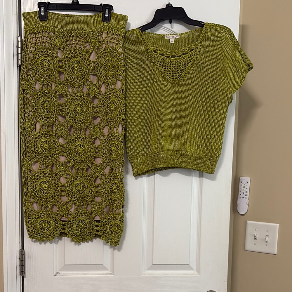 Eva Mendes Green Crochet Pencil Skirt Midi